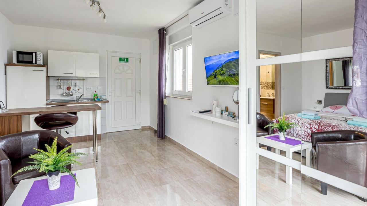Apartments Klara Senj  Zewnętrze zdjęcie
