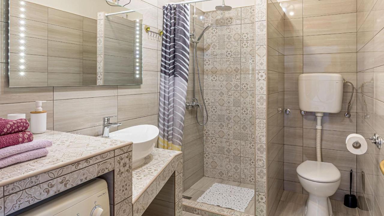 Apartments Klara Senj  Zewnętrze zdjęcie