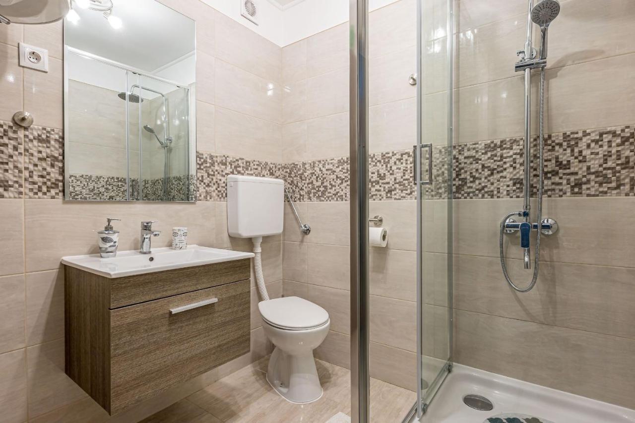 Apartments Klara Senj  Zewnętrze zdjęcie